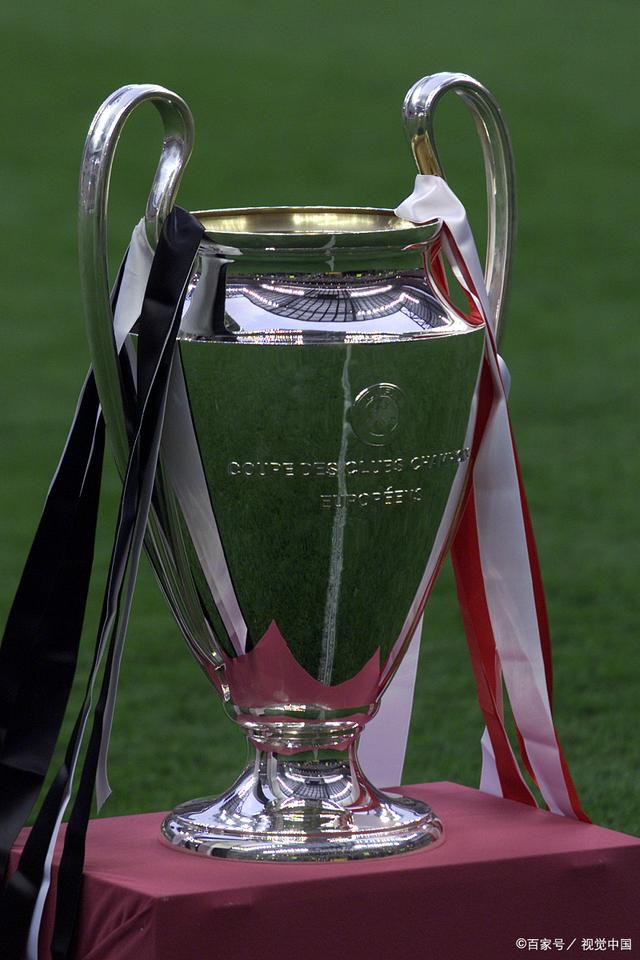 他在关键时 他在关键时