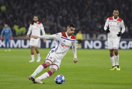 种背景下应 种背景下应