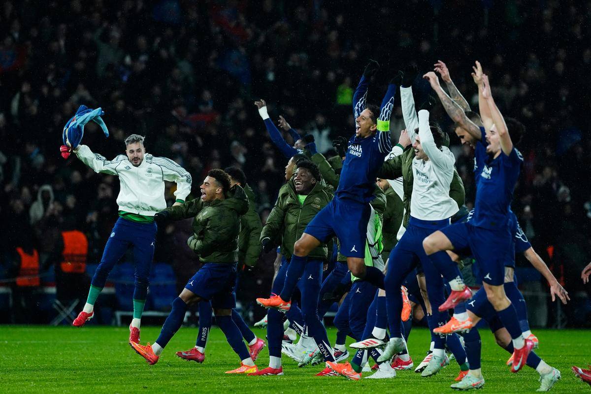 后迅速变向 后迅速变向